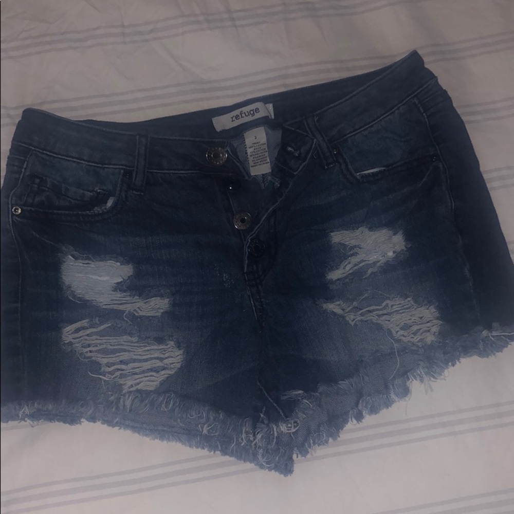 Refuge Cut Off Shorts